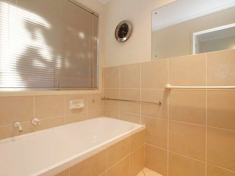 16 Parken Court, NOARLUNGA DOWNS SA 5168, Noarlunga Downs - Thumbnail 8