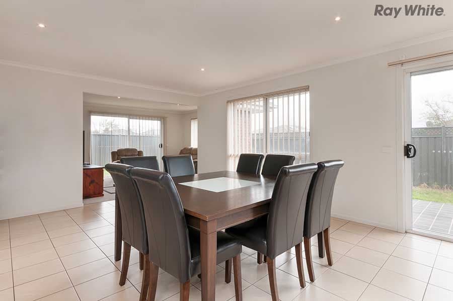 7 Edmondshaw Drive, Deer Park VIC 3023, Deer Park - Thumbnail 5