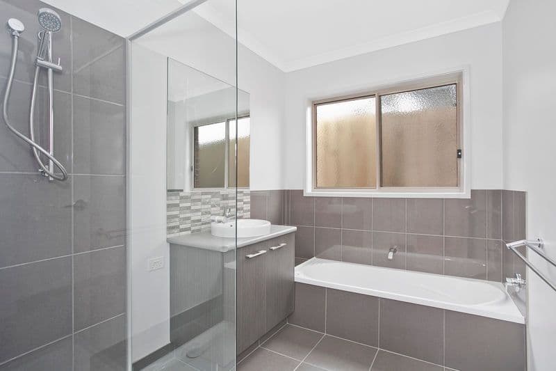17 Monash Avenue, WARRNAMBOOL VIC 3280, Warrnambool - Thumbnail 3