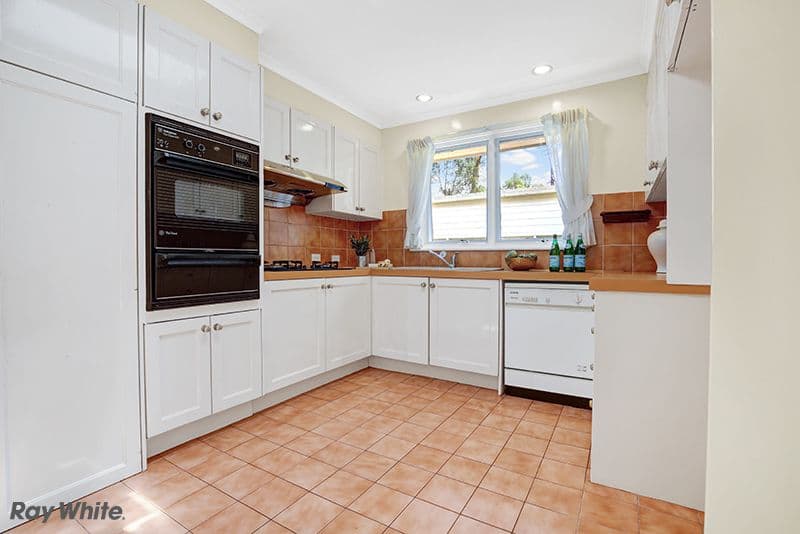 35 Warrimoo Avenue, St Ives - Thumbnail 7