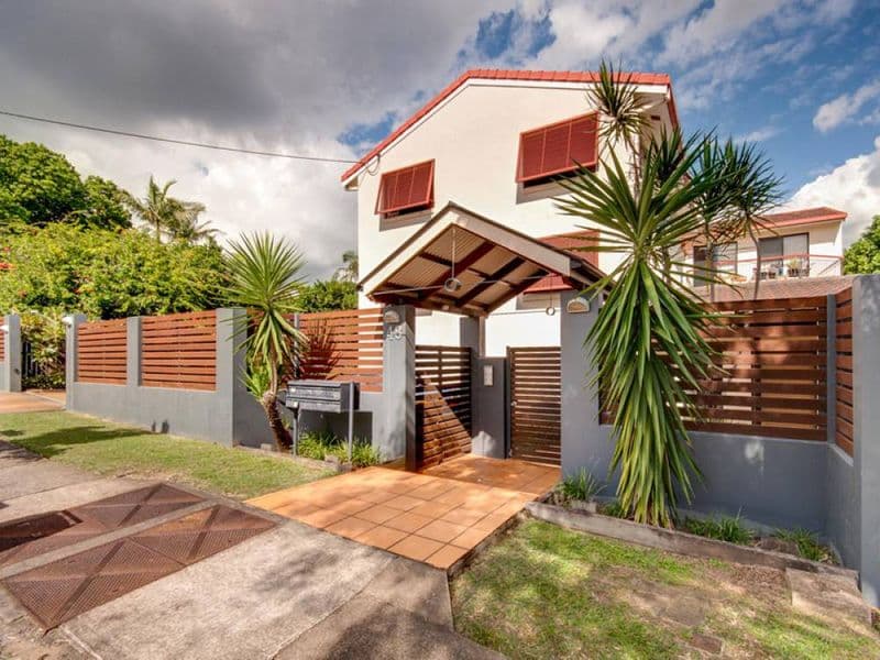 48 Lisson Grove, Wooloowin - Image 1