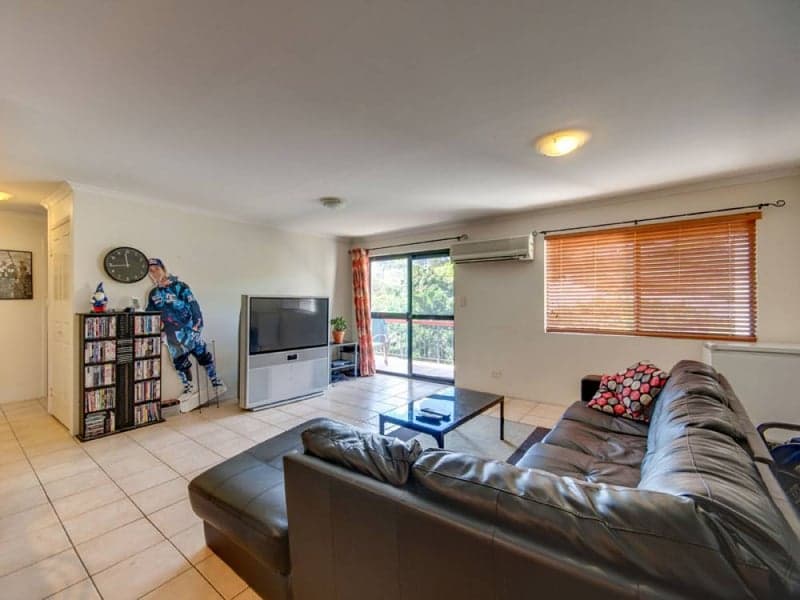 48 Lisson Grove, Wooloowin - Thumbnail 6