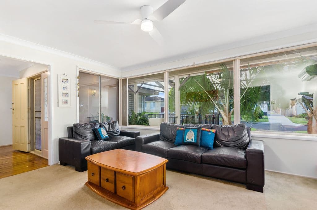 2 Siddeley Avenue, Kanahooka - Thumbnail 2