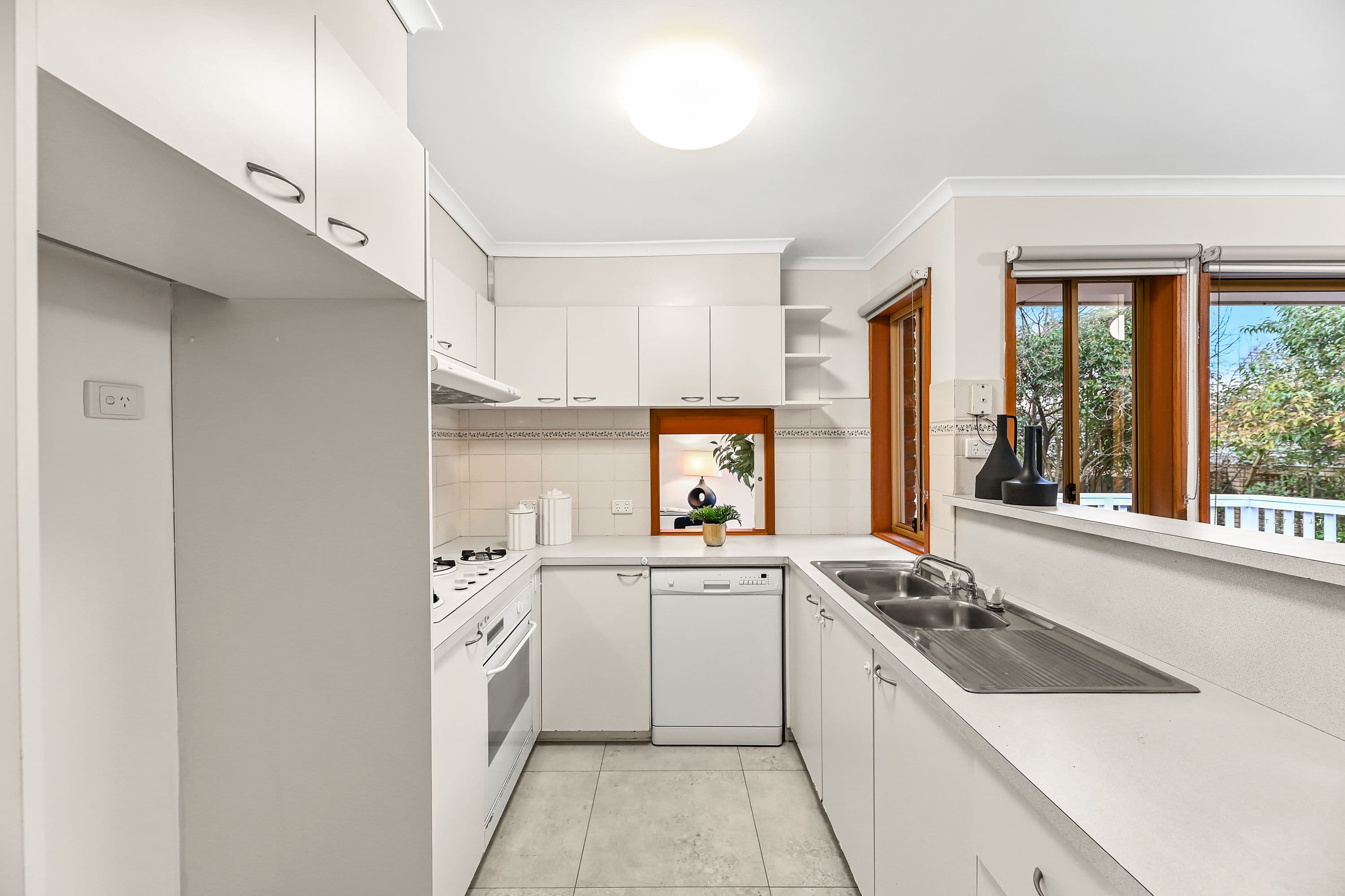 7 Clematis Street, Glen Waverley VIC 3150, Glen Waverley - Thumbnail 5