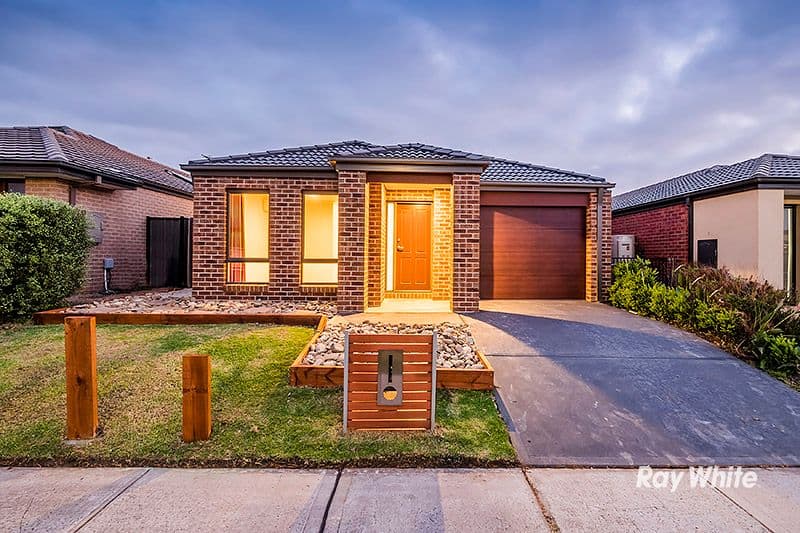 9 Rhinelander Close, Clyde North VIC 3978, Clyde North - Image 1