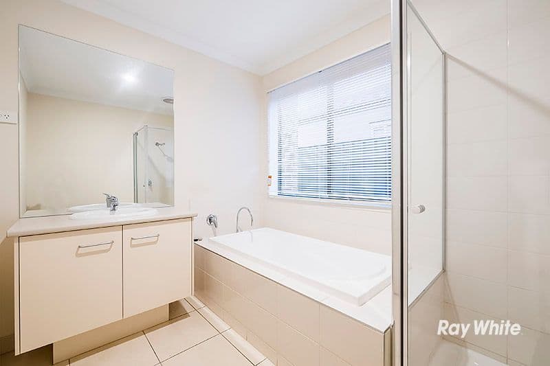 9 Rhinelander Close, Clyde North VIC 3978, Clyde North - Thumbnail 5