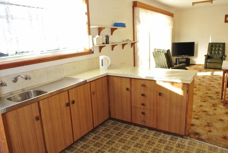 4 Lyons Street, HILLCREST TAS 7320, Hillcrest - Thumbnail 2