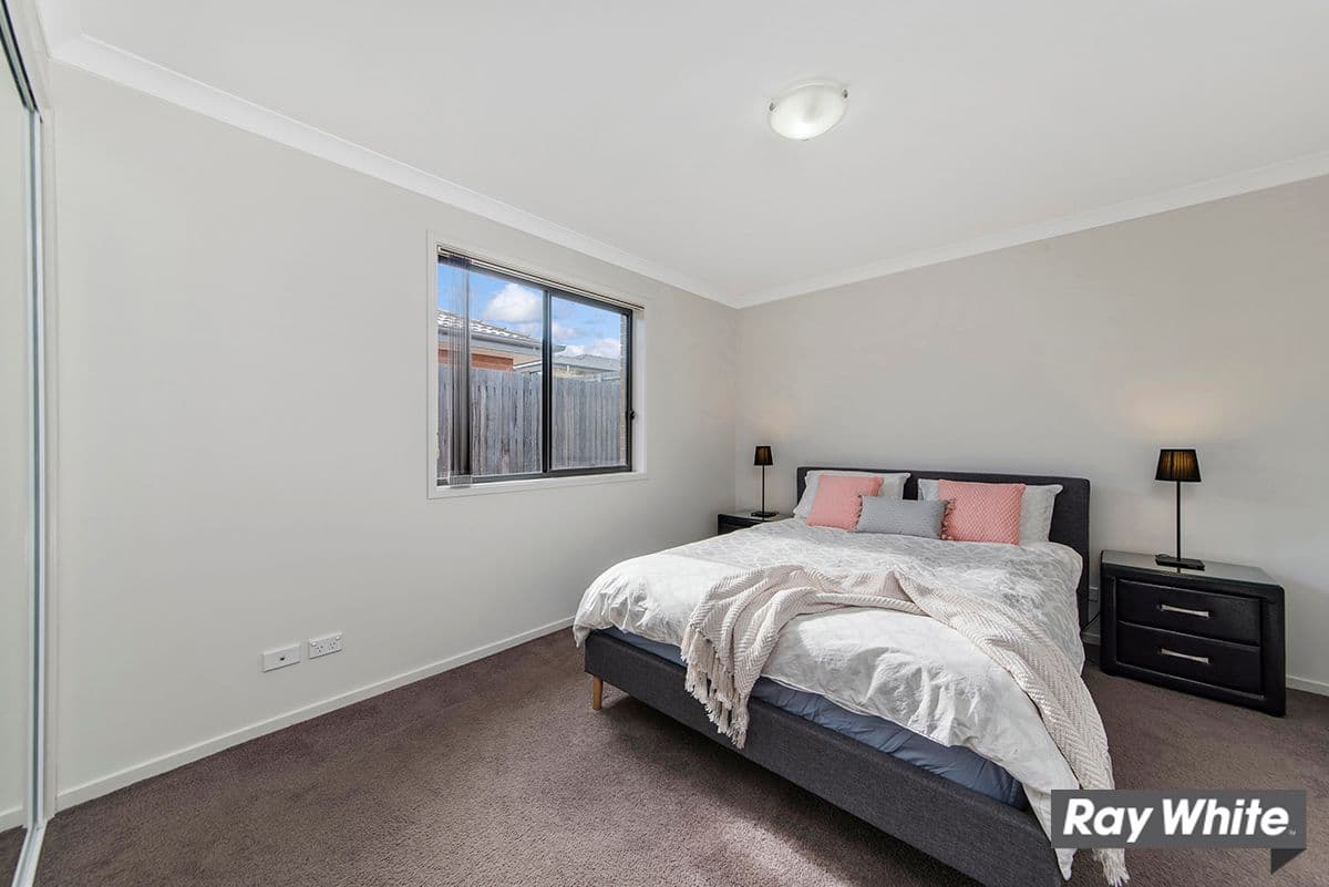 13 Isbister Street, Macgregor ACT 2615, Macgregor - Thumbnail 6