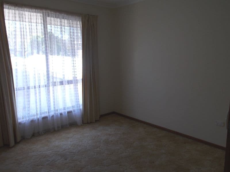 27 Gallipoli Street, COROWA NSW 2646, Corowa - Thumbnail 7