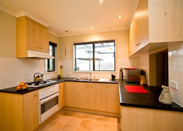 5 Katoomba Court, HEIDELBERG WEST VIC 3081, Heidelberg West - Thumbnail 2