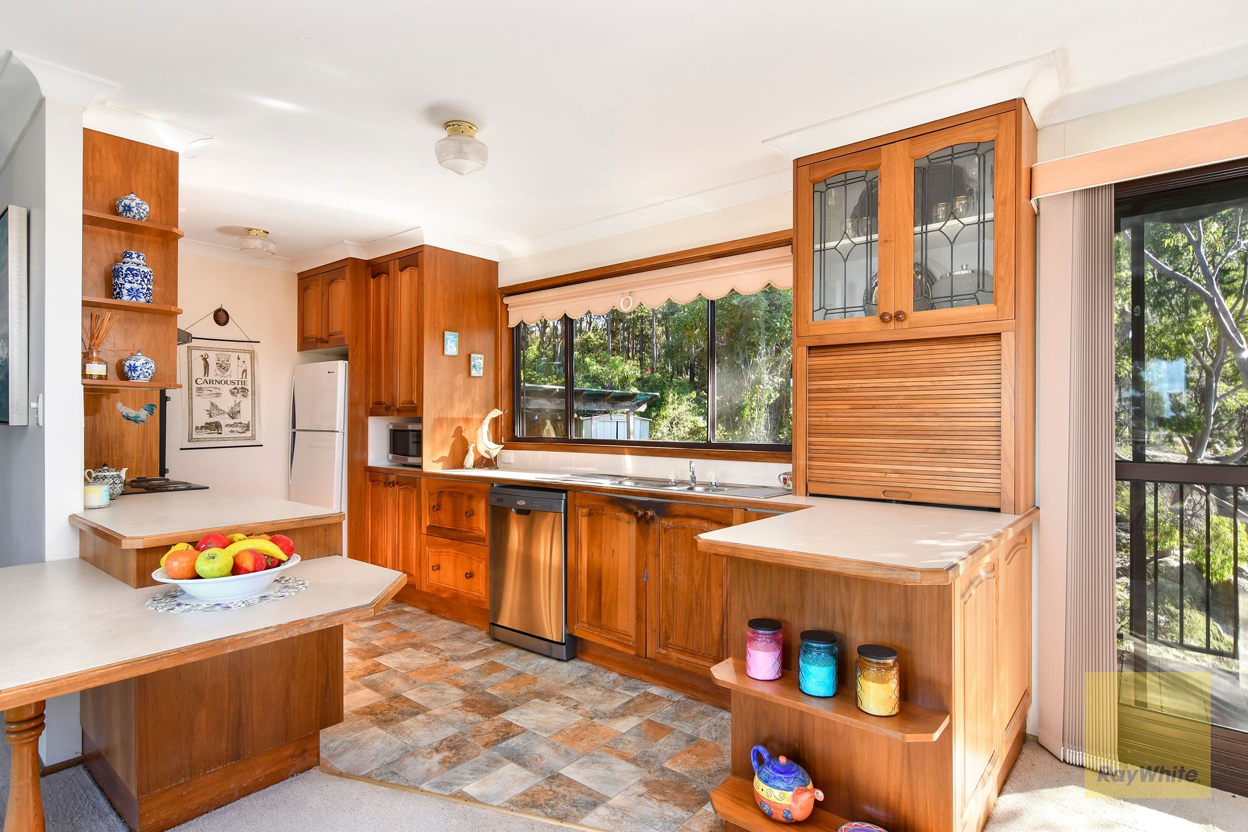 7 The Bastion, Umina Beach - Thumbnail 7