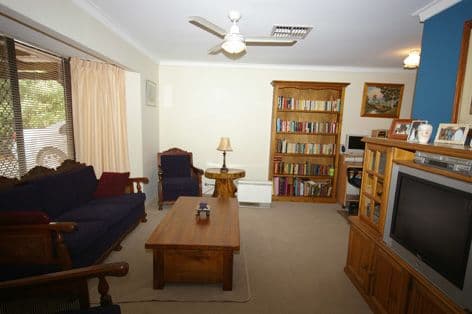 8 Laythorne Street, NOLLAMARA WA 6061, Nollamara - Thumbnail 4