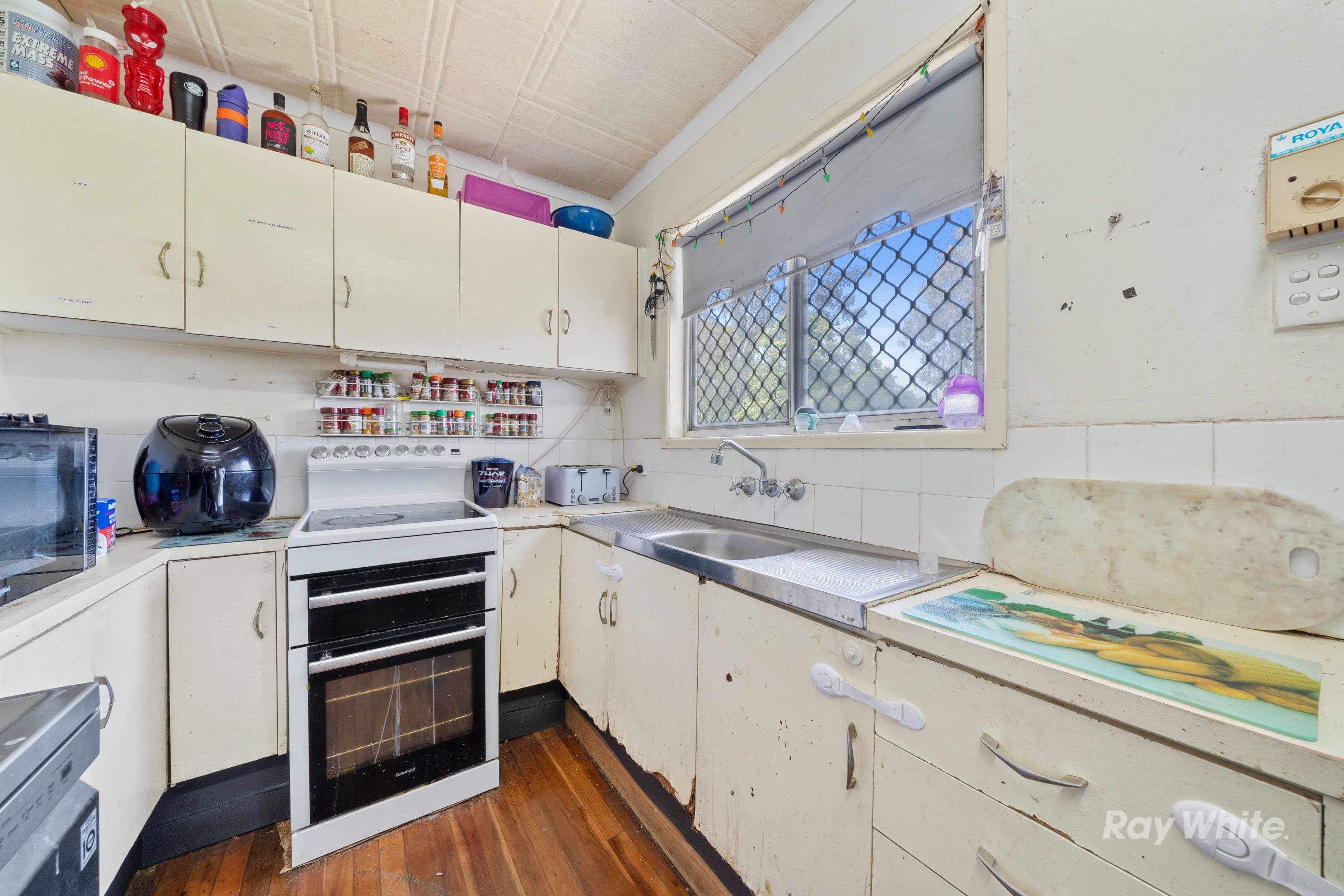 234 Jacaranda Avenue, Kingston QLD 4114, Kingston - Thumbnail 6