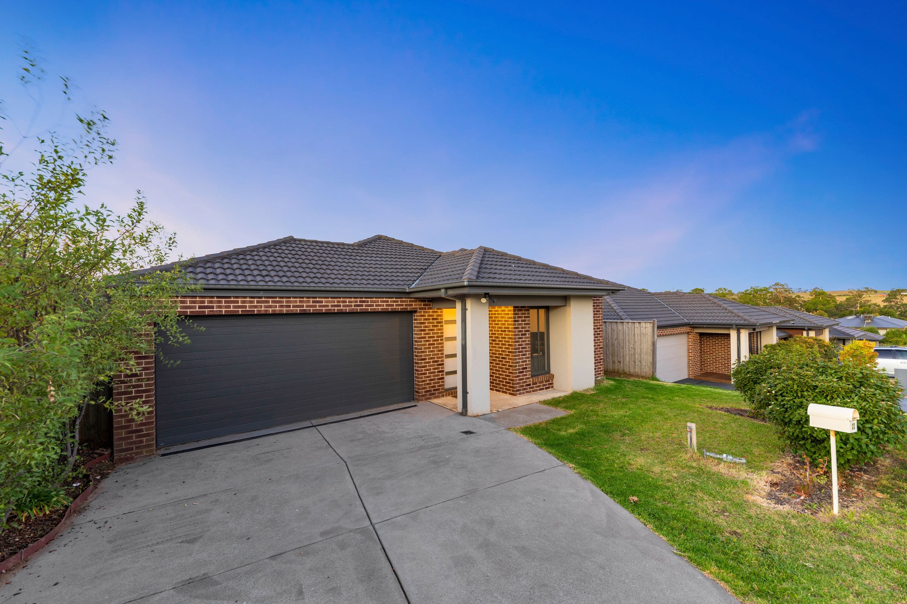 23 Bella Vista Crescent, Pakenham VIC 3810, Pakenham - Thumbnail 2