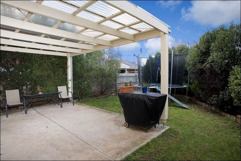 8A Benz Close, MILL PARK VIC 3082, Mill Park - Thumbnail 5