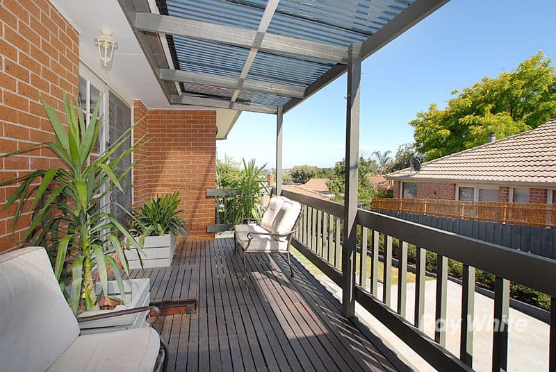56 Lawrence Drive, BERWICK VIC 3806, Berwick - Thumbnail 3