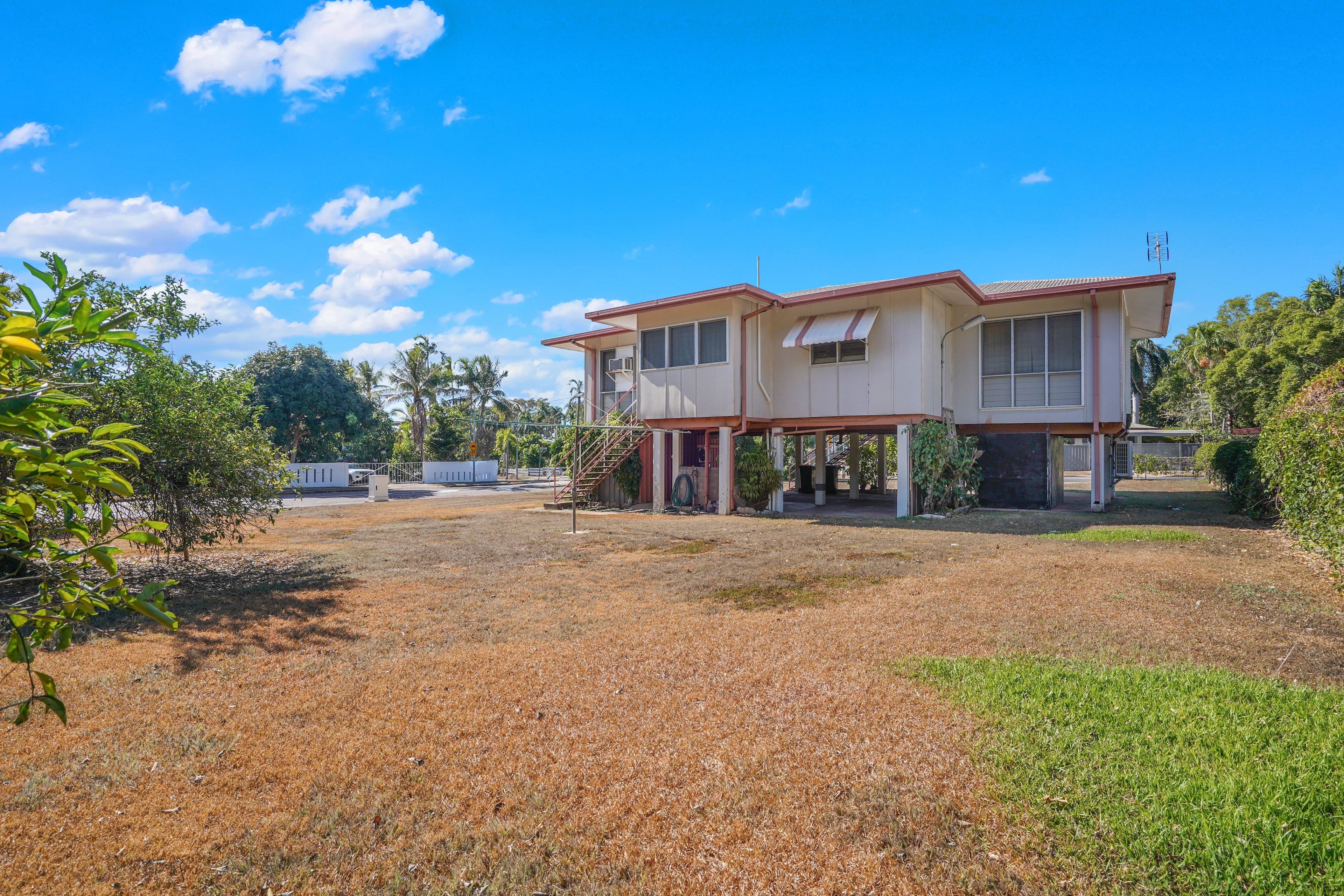 23 Rossiter Street, Rapid Creek NT 0810, Rapid Creek - Thumbnail 2