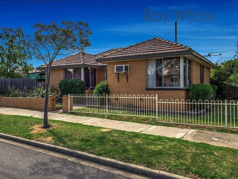 47 Ivanhoe Avenue, St Albans VIC 3021, St Albans - Image 1