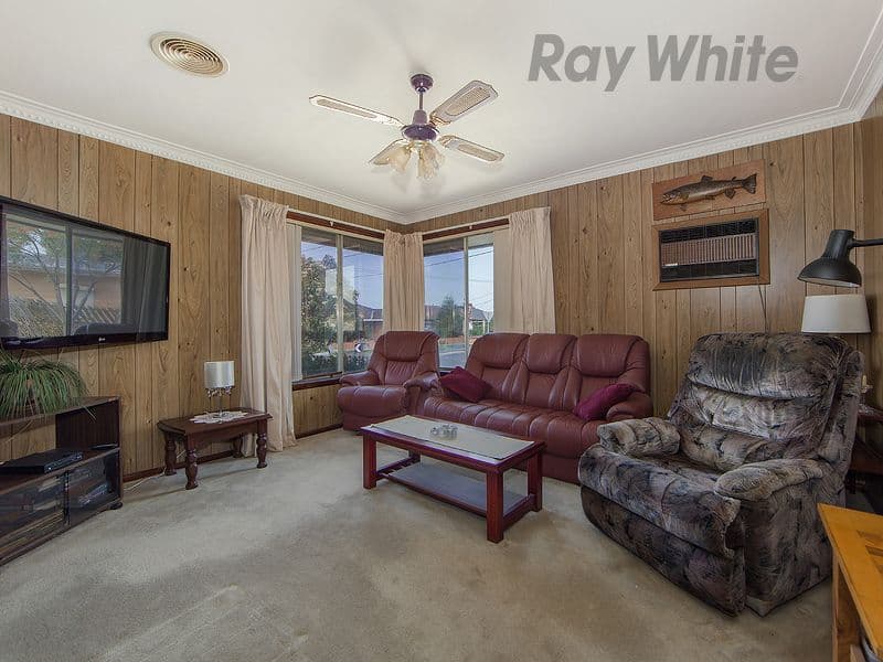 47 Ivanhoe Avenue, St Albans VIC 3021, St Albans - Thumbnail 3