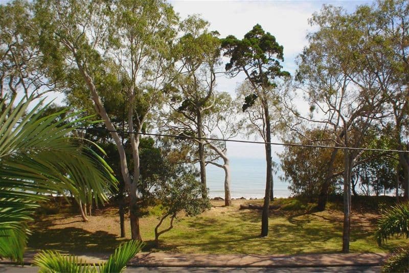 465 Esplanade 'Shelly Bay Resort', TORQUAY QLD 4655, Torquay - Thumbnail 2