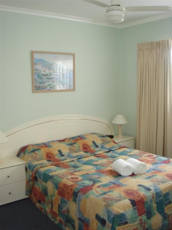 465 Esplanade 'Shelly Bay Resort', TORQUAY QLD 4655, Torquay - Thumbnail 4