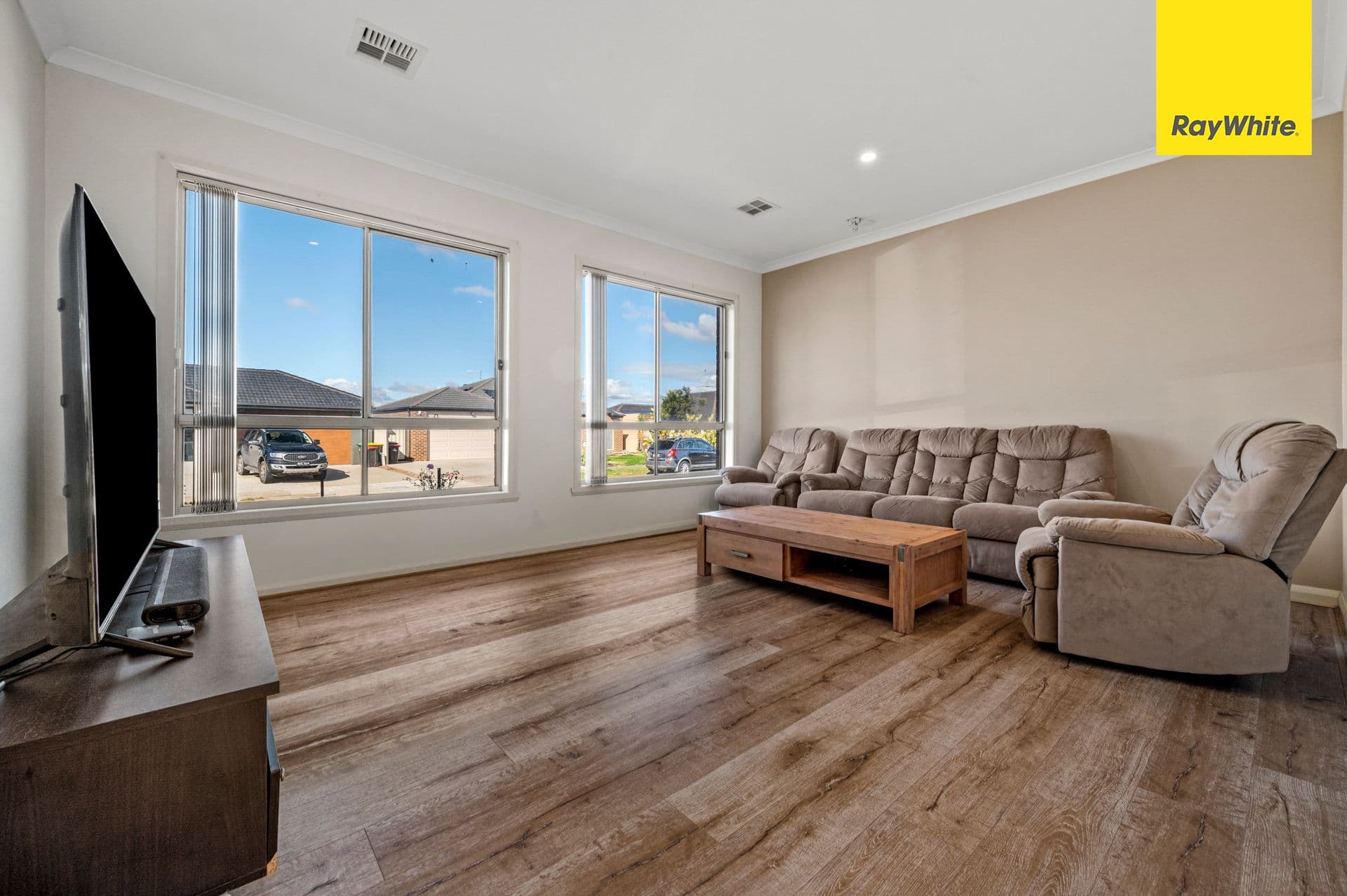 21 Boulderwood Court, Kurunjang VIC 3337, Kurunjang - Thumbnail 7