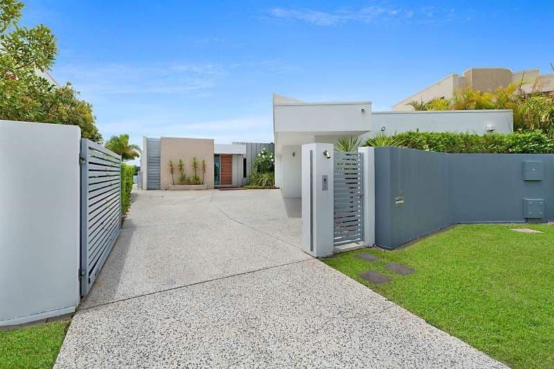 31 Ferrymans Court, Helensvale QLD 4212, Helensvale - Thumbnail 3