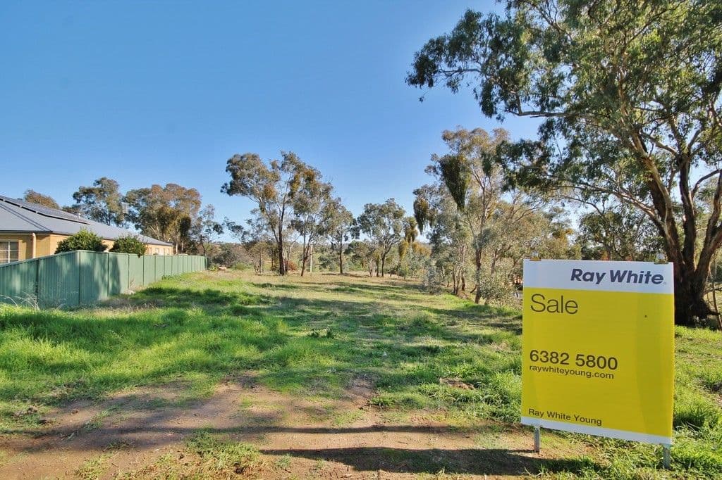 13 Jake Miller Place, YOUNG NSW 2594, Young - Thumbnail 3