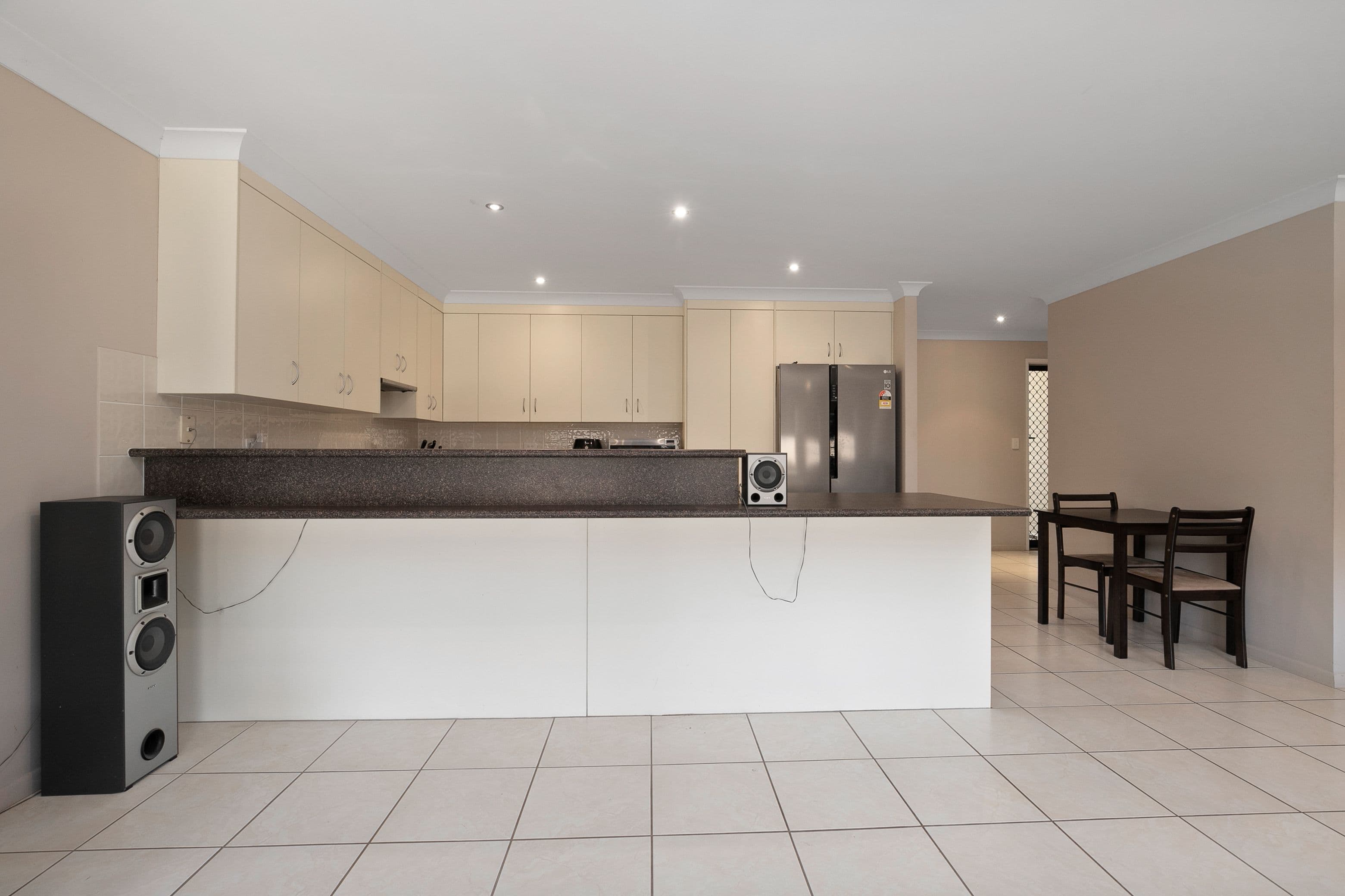 42 Newman Drive, Emerald QLD 4720, Emerald - Thumbnail 8