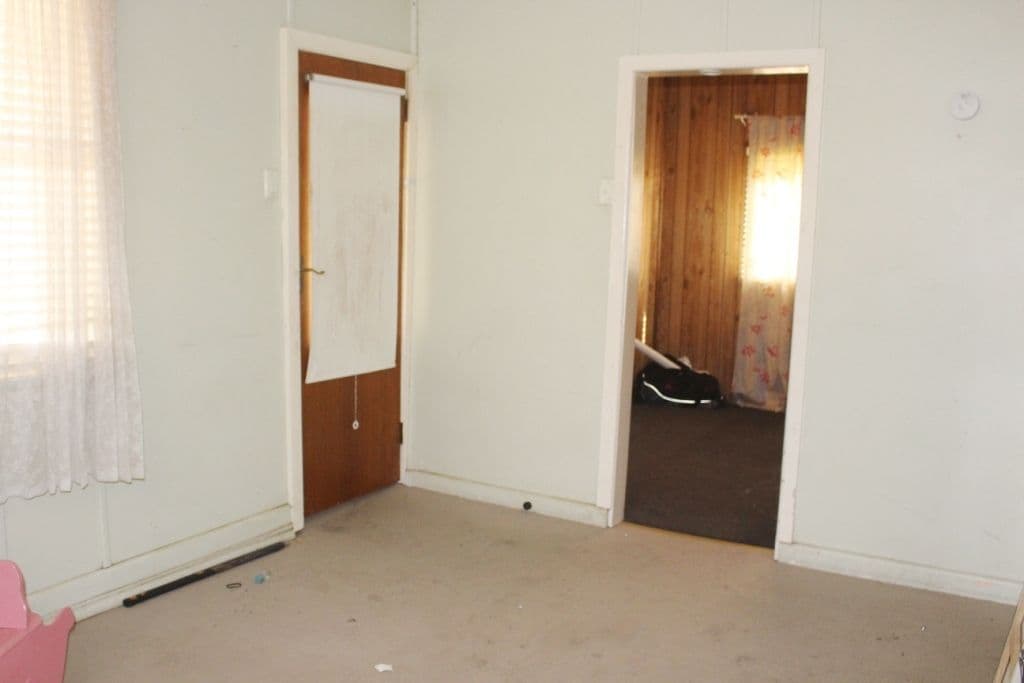 93 Berthong Street, Cootamundra - Thumbnail 6