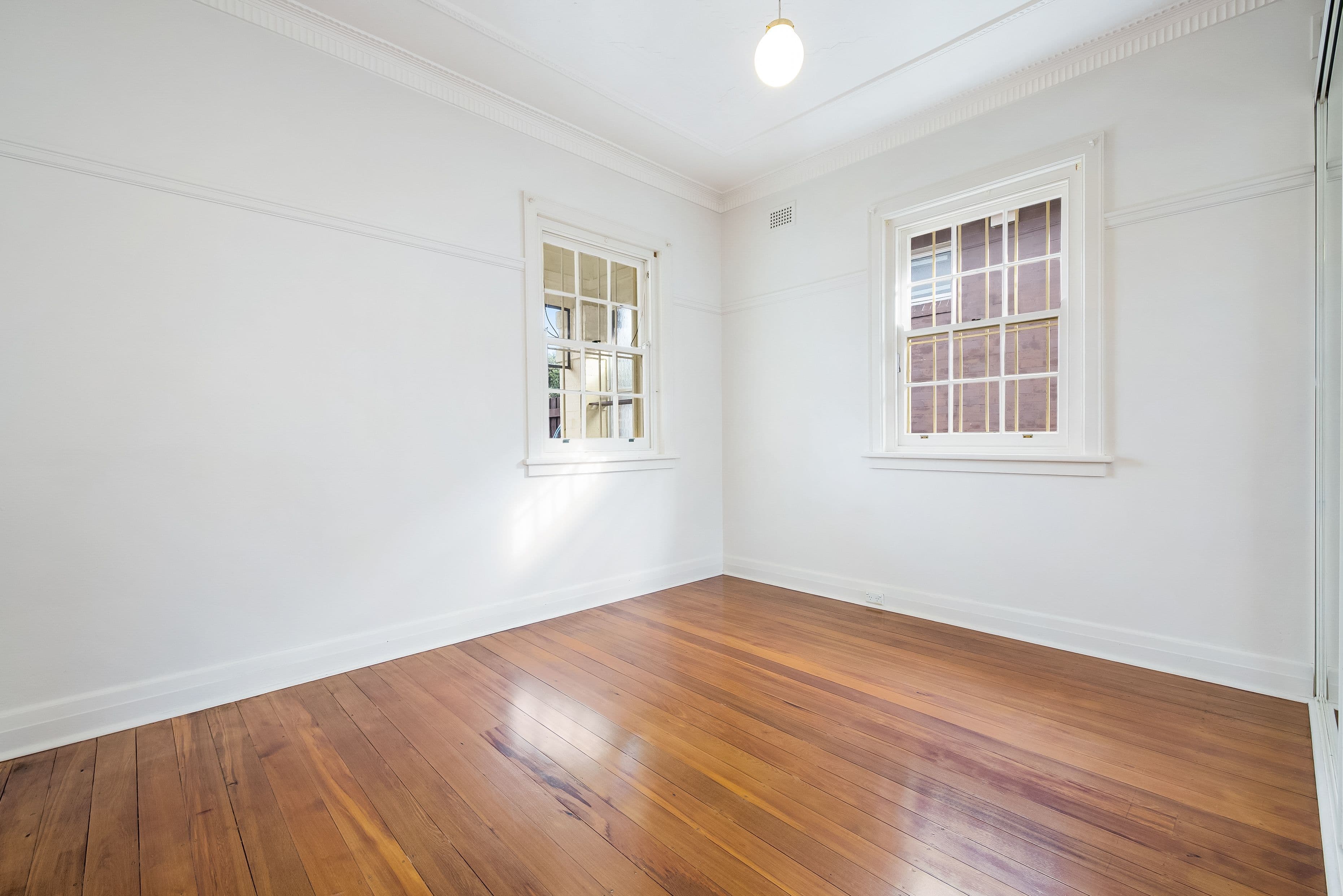 18 Hastings Parade, North Bondi NSW 2026, North Bondi - Thumbnail 5