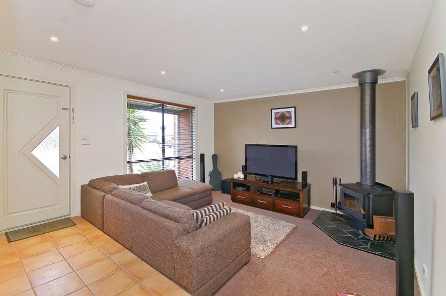 6 Blackheath Mews, WAURN PONDS VIC 3216, Waurn Ponds - Thumbnail 4