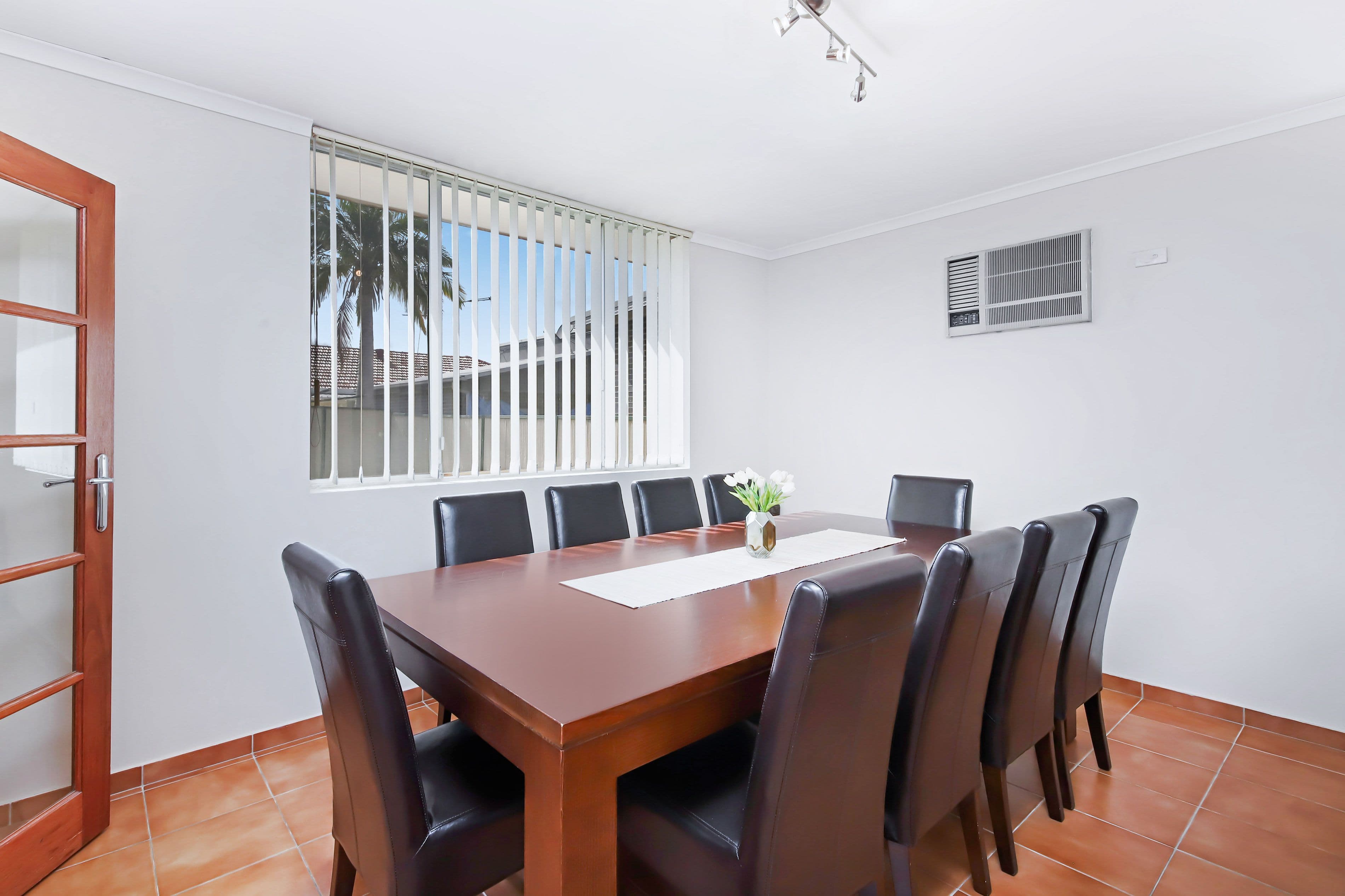 19 Robertson Road, Chester Hill - Thumbnail 4