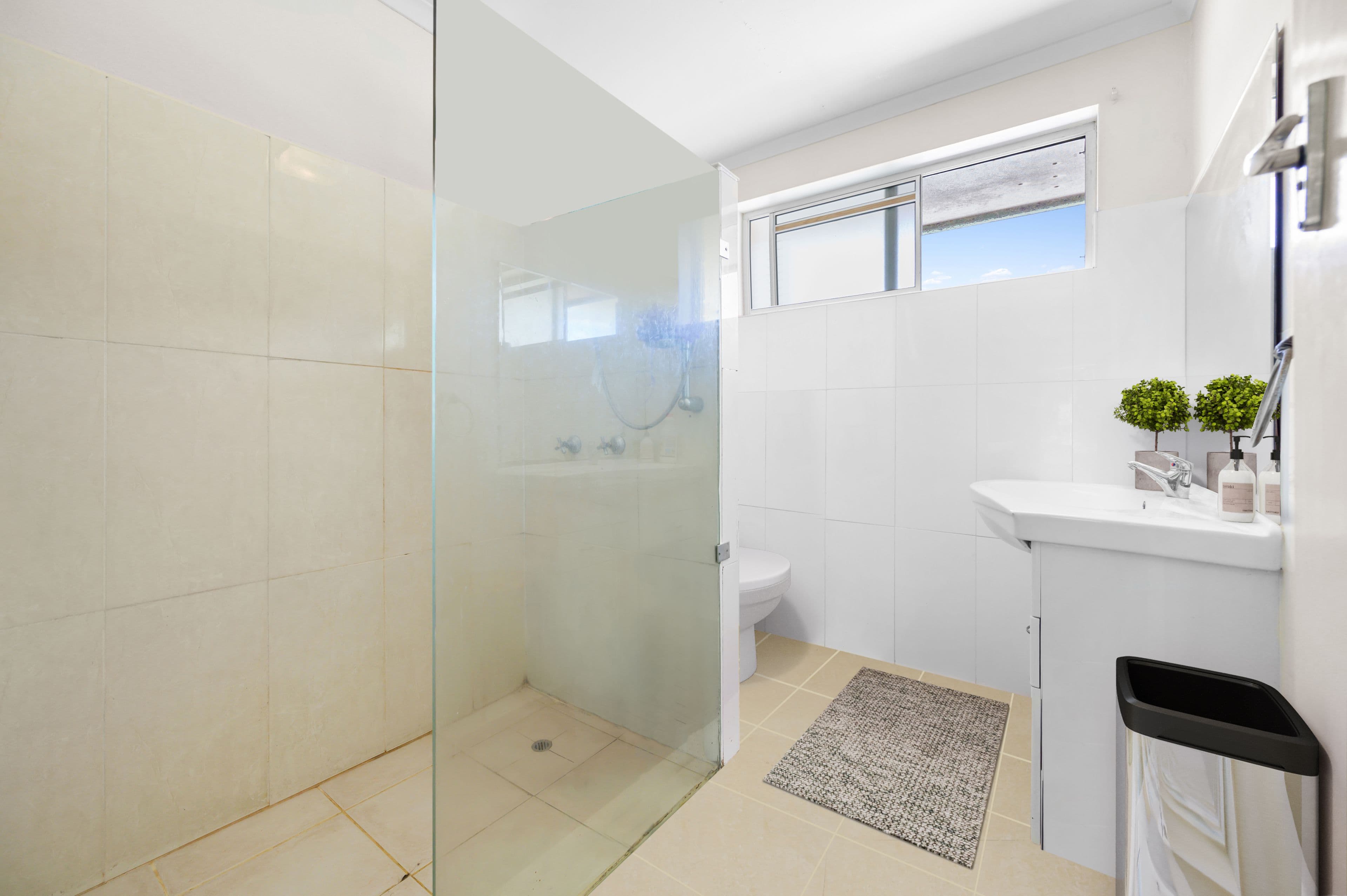 83 Bayview Street, Runaway Bay QLD 4216, Runaway Bay - Thumbnail 5