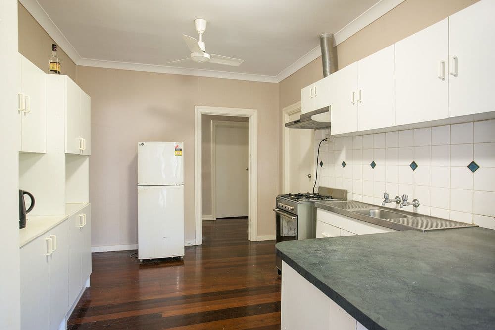 65 Sherwood Road, ROCKLEA QLD 4106, Rocklea - Thumbnail 2