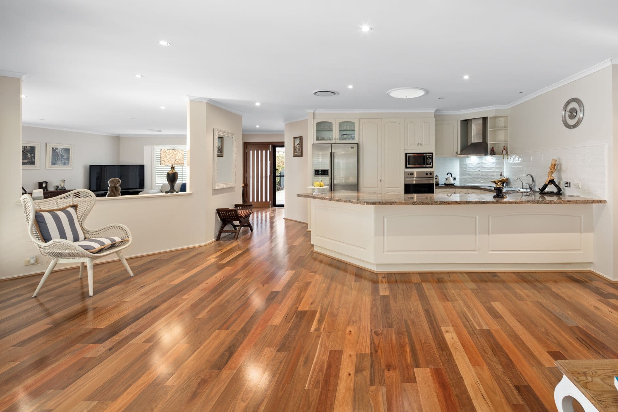 76 Saturn Crescent, Bridgeman Downs QLD 4035, Bridgeman Downs - Thumbnail 2