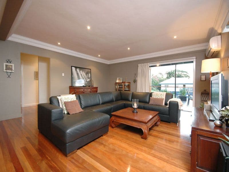 22 Barton Street, HOLLAND PARK WEST QLD 4121, Holland Park West - Thumbnail 4