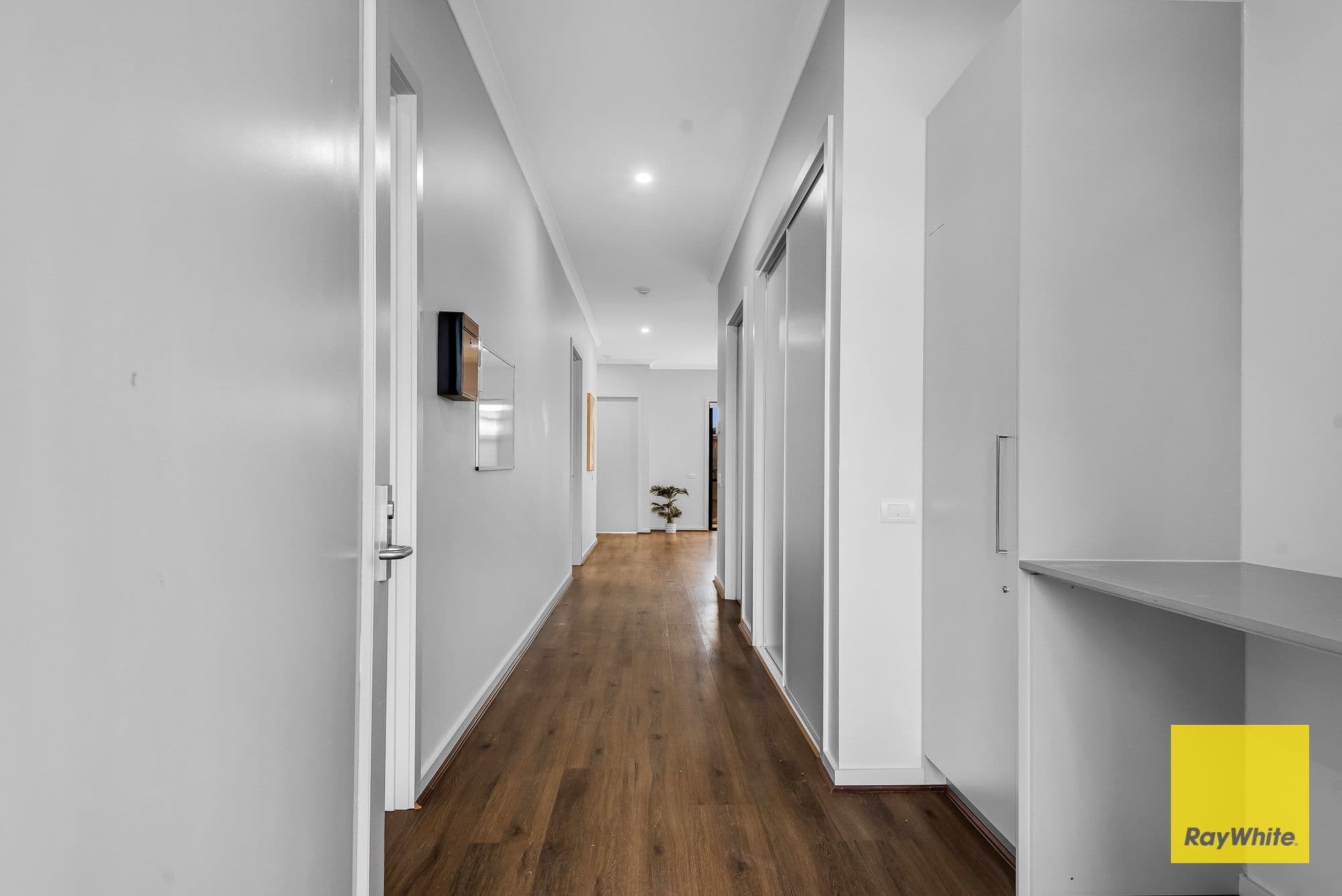 21 Winton Drive, FRASER RISE VIC 3336, Fraser Rise - Thumbnail 2