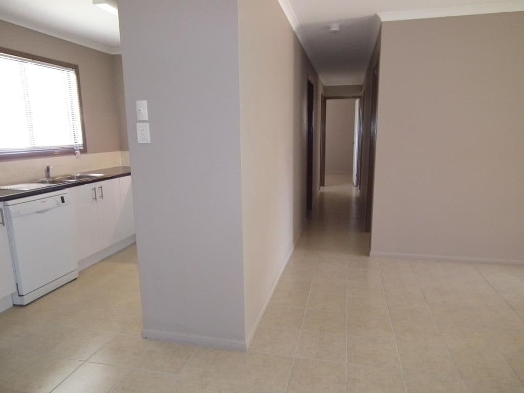 20 Maryborough Street, GRANVILLE QLD 4650, Granville - Thumbnail 7