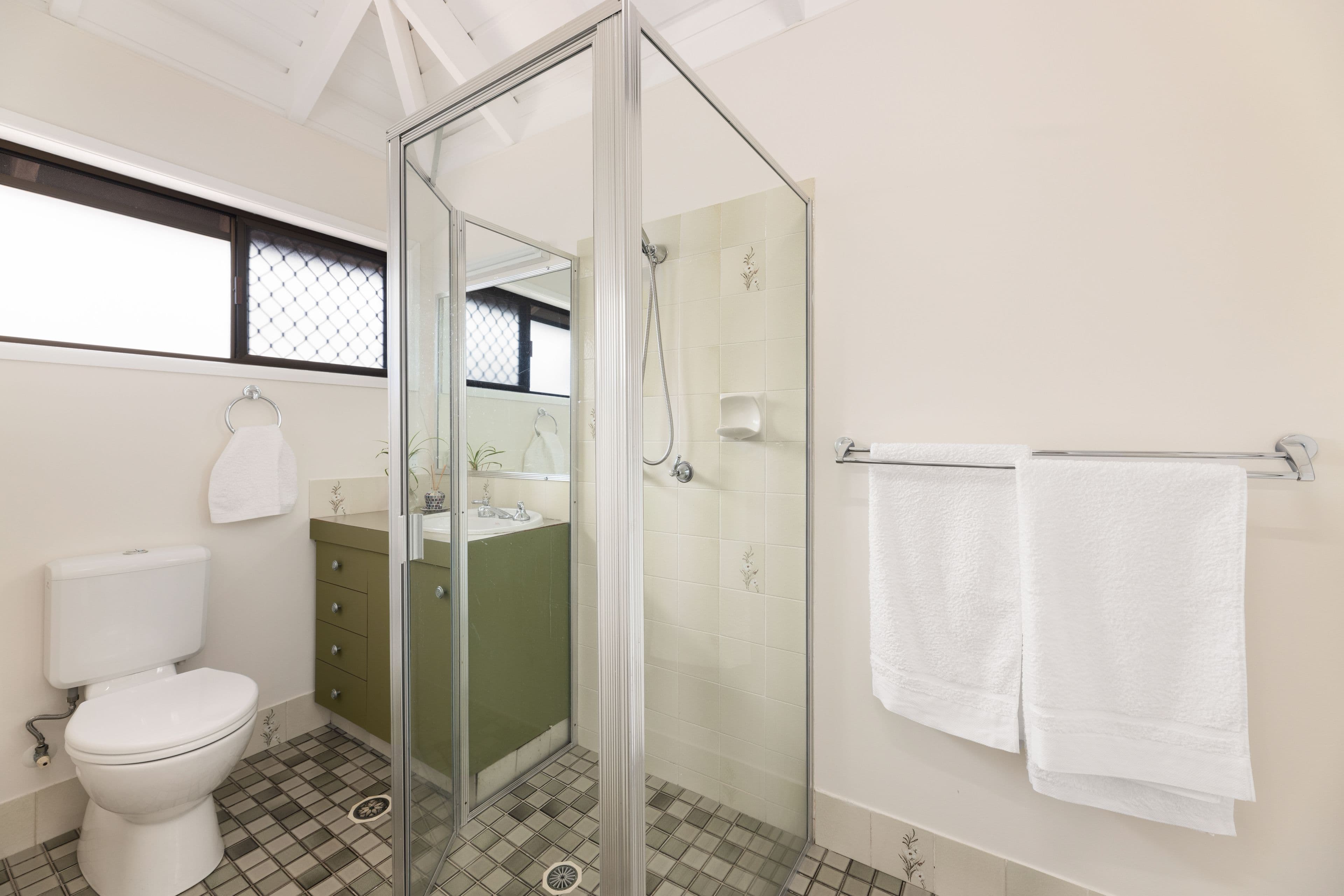 5 Vista Court, Newport QLD 4020, Newport - Thumbnail 8
