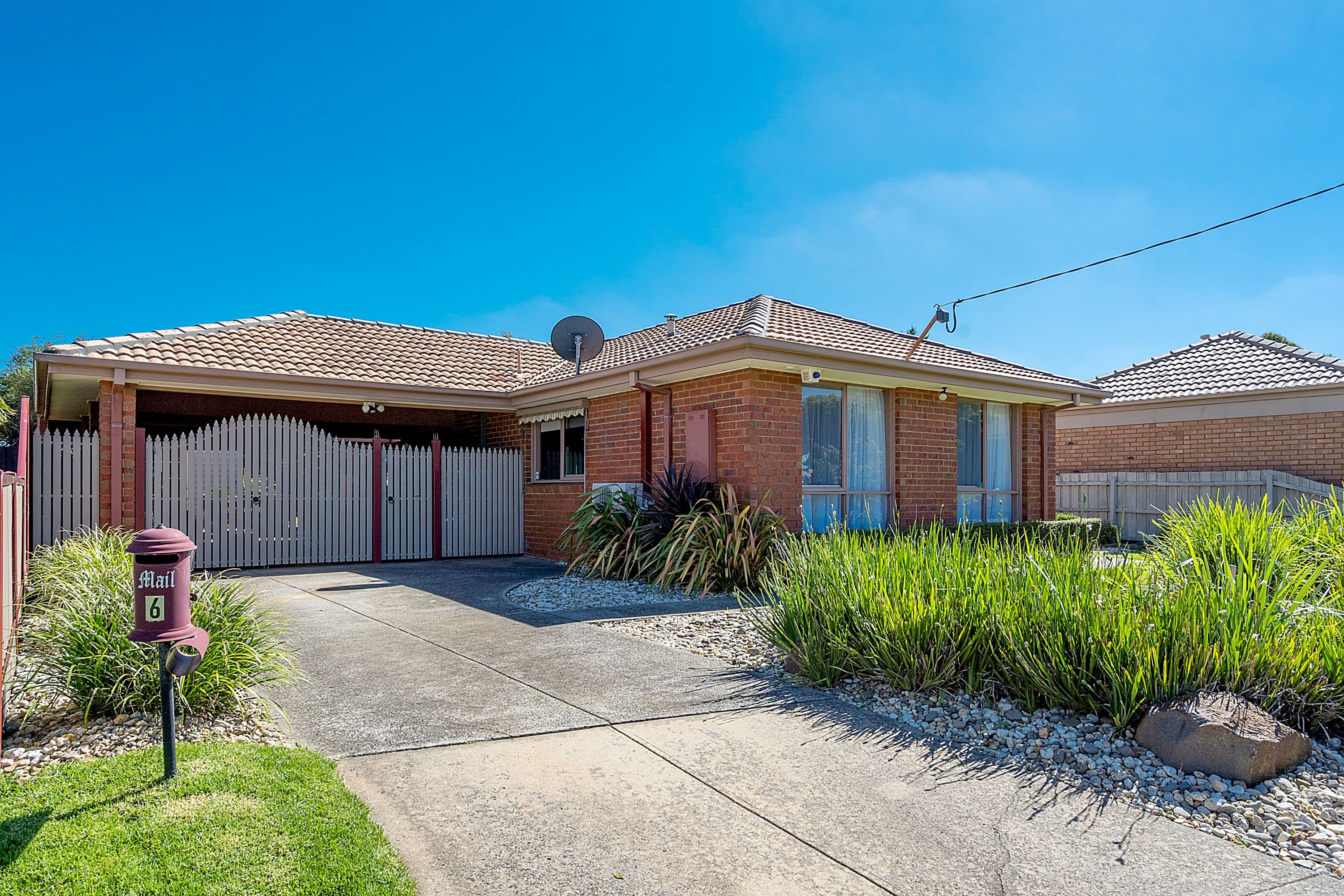 6 Finden Court, Craigieburn VIC 3064, Craigieburn - Thumbnail 2