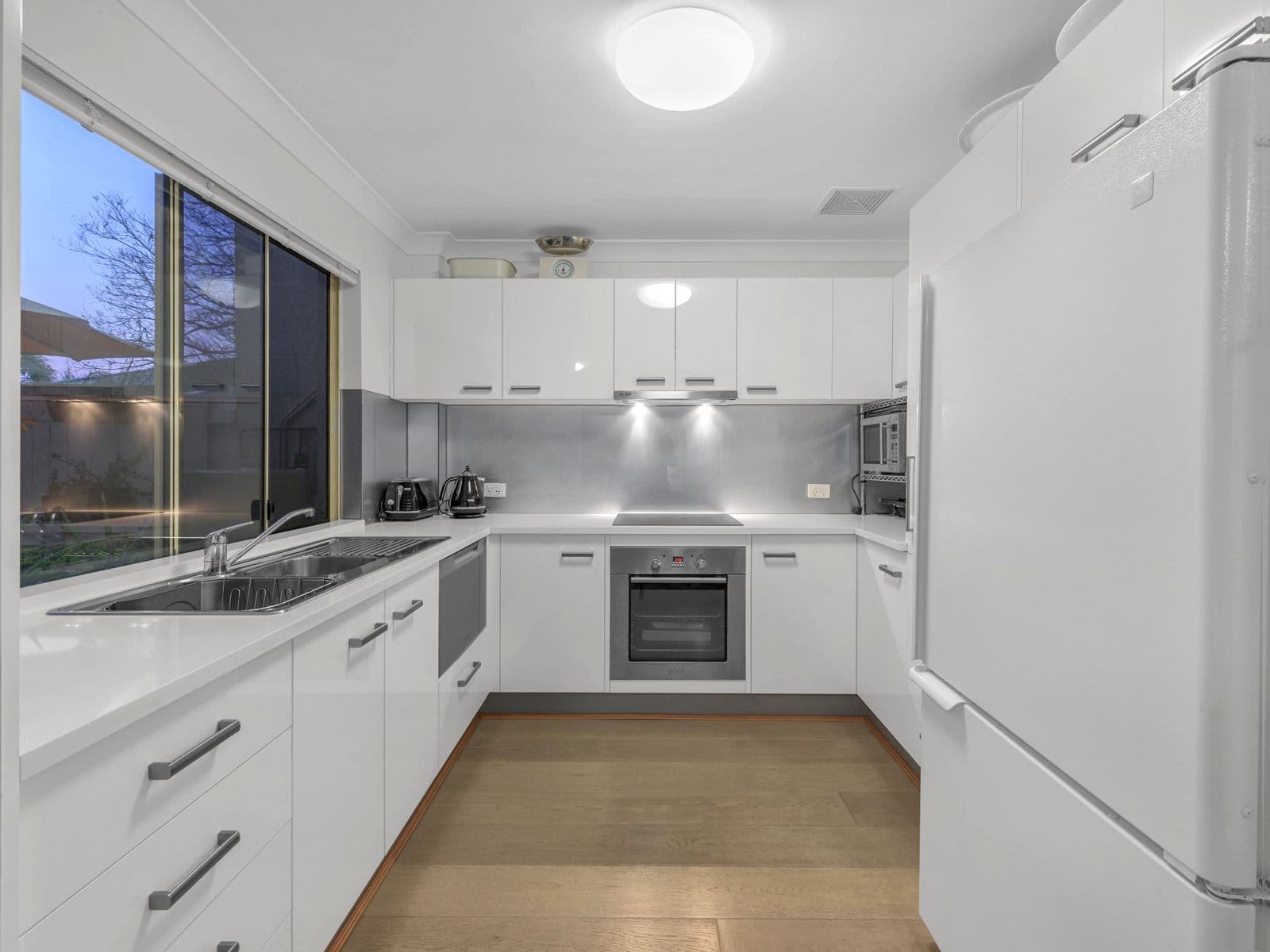 262 Cavendish Road, Coorparoo QLD 4151, Coorparoo - Image 1