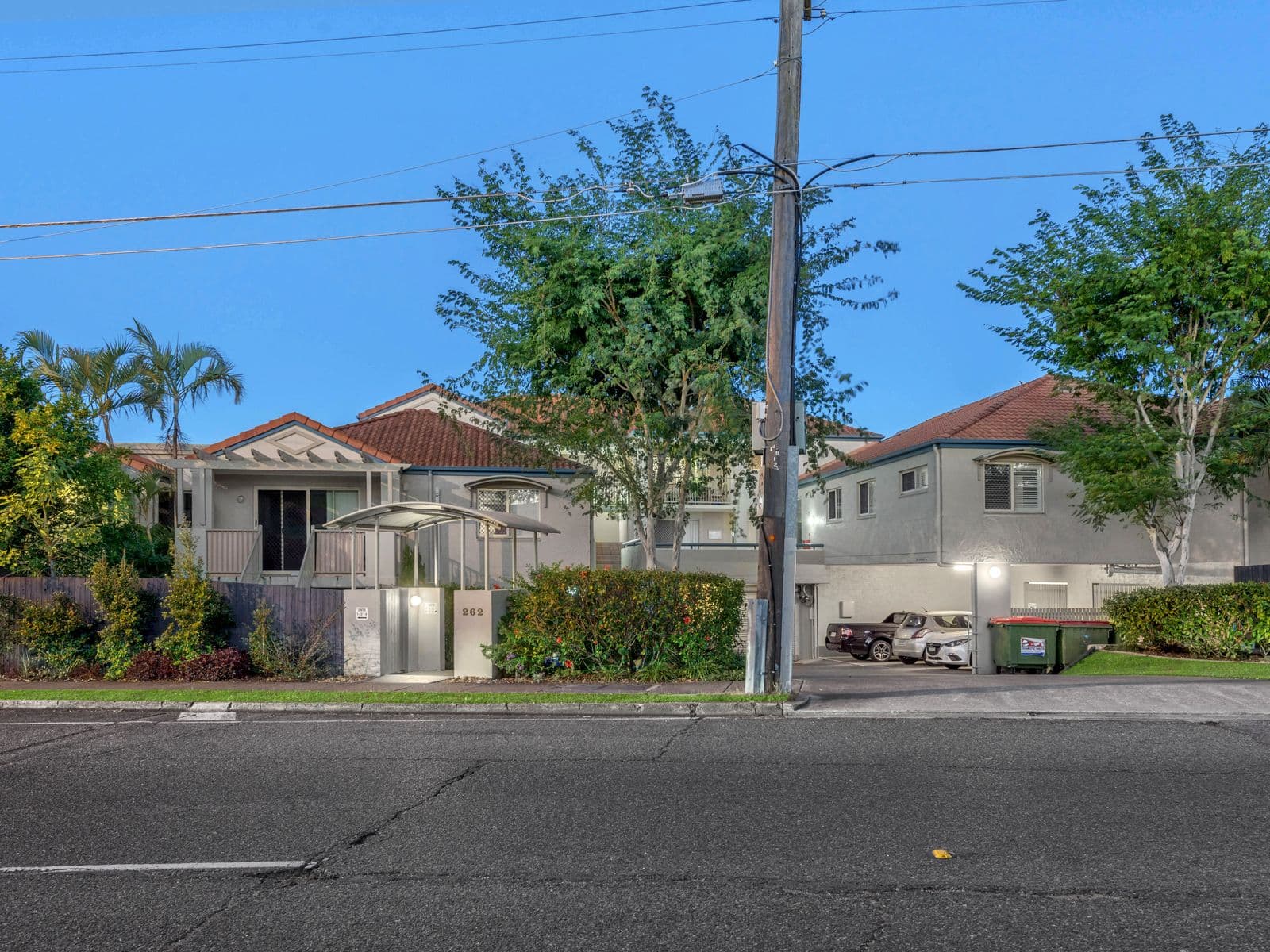 262 Cavendish Road, Coorparoo QLD 4151, Coorparoo - Thumbnail 4