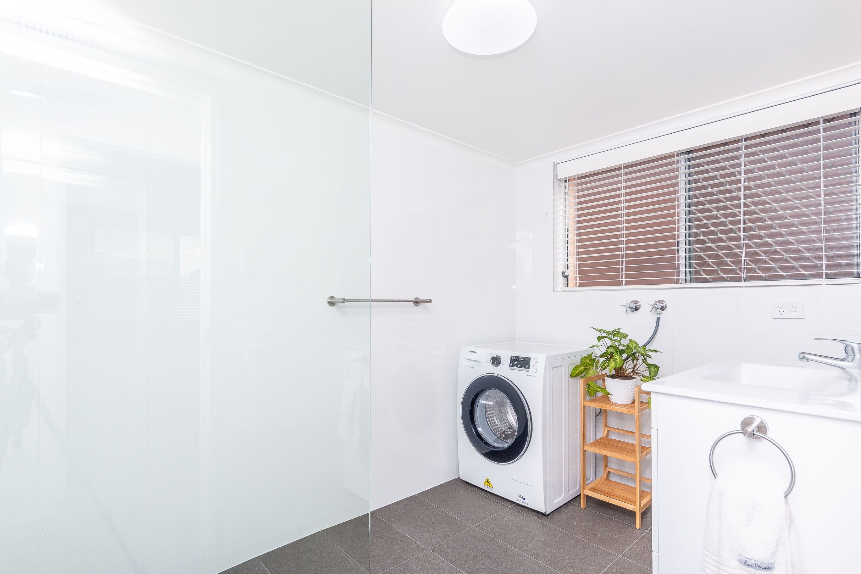 102 Hornibrook Esplanade, Clontarf QLD 4019, Clontarf - Thumbnail 6