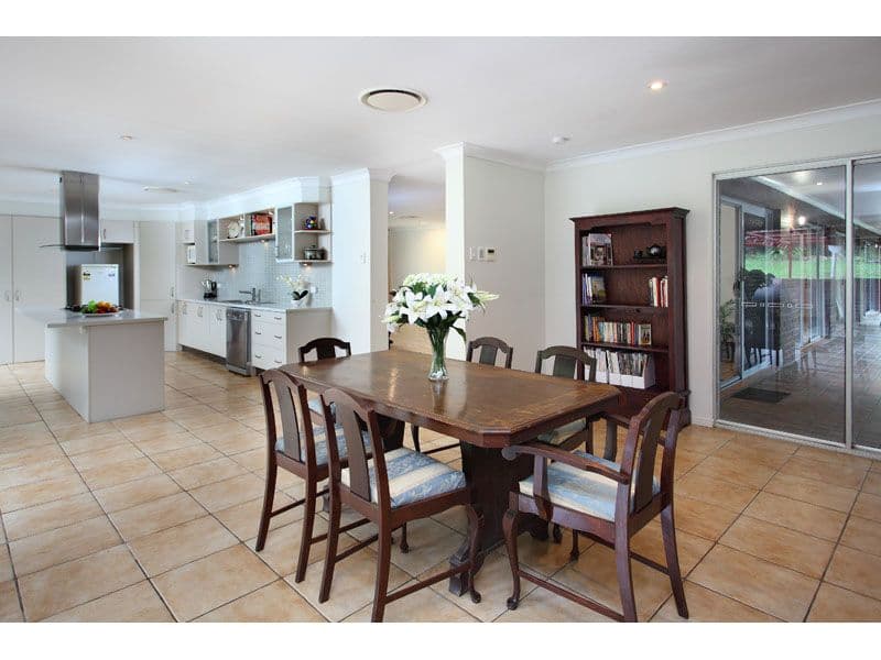 375 Mount Glorious Road, SAMFORD VALLEY QLD 4520, Samford Valley - Thumbnail 3