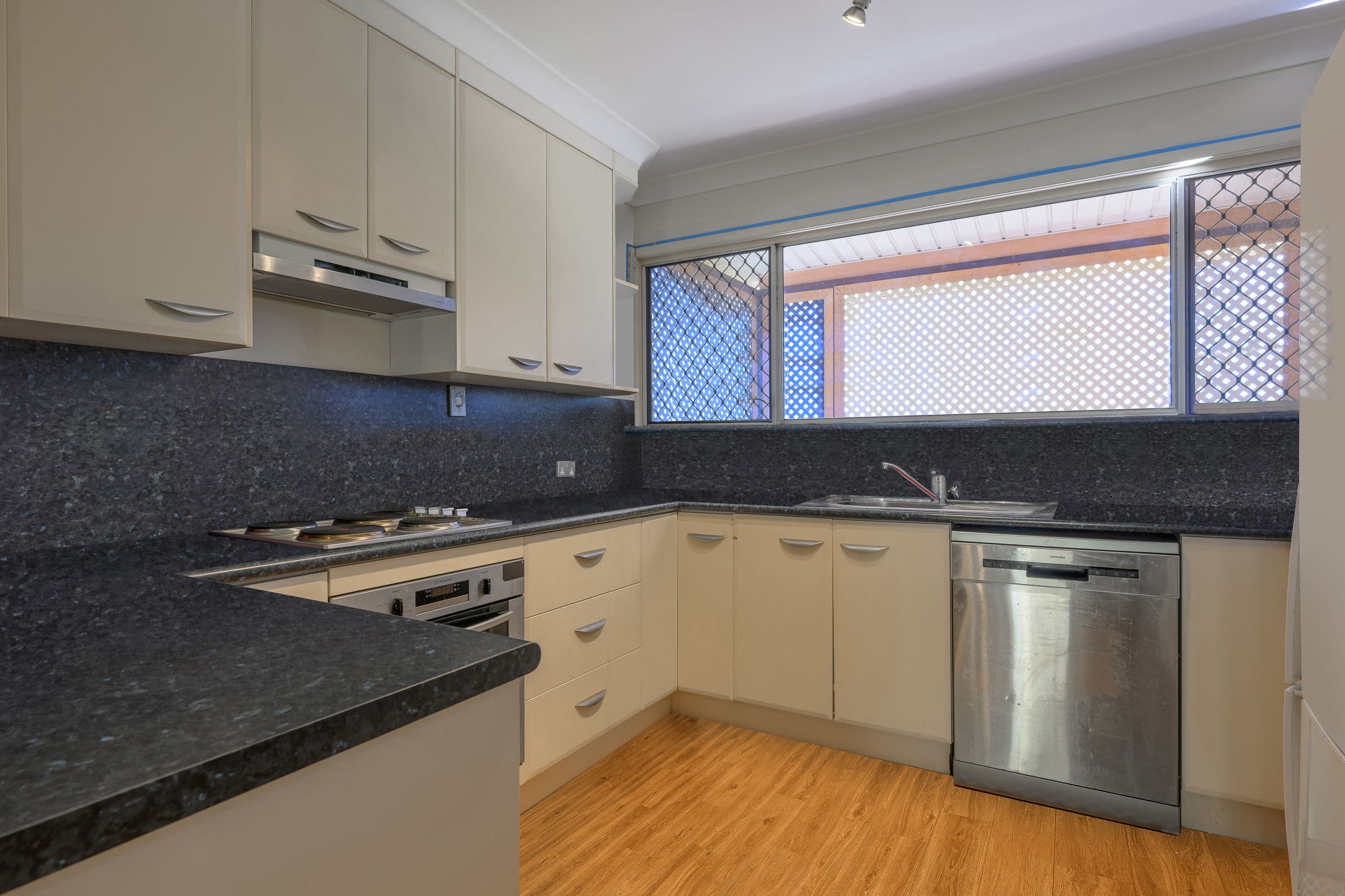 34 Edlorowa Street, Sun Valley QLD 4680, Sun Valley - Thumbnail 2