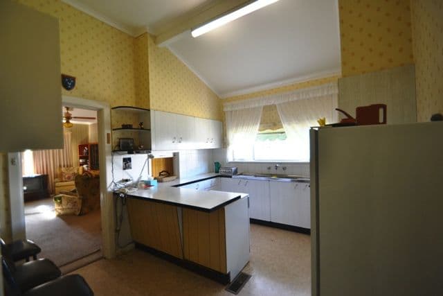 19 Guild Street, SEYMOUR VIC 3660, Seymour - Thumbnail 7