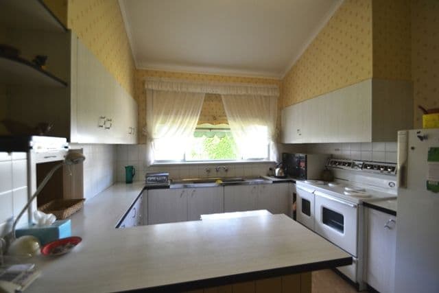 19 Guild Street, SEYMOUR VIC 3660, Seymour - Thumbnail 8