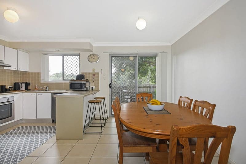 30 Carmarthen Circuit, Pacific Pines - Thumbnail 6