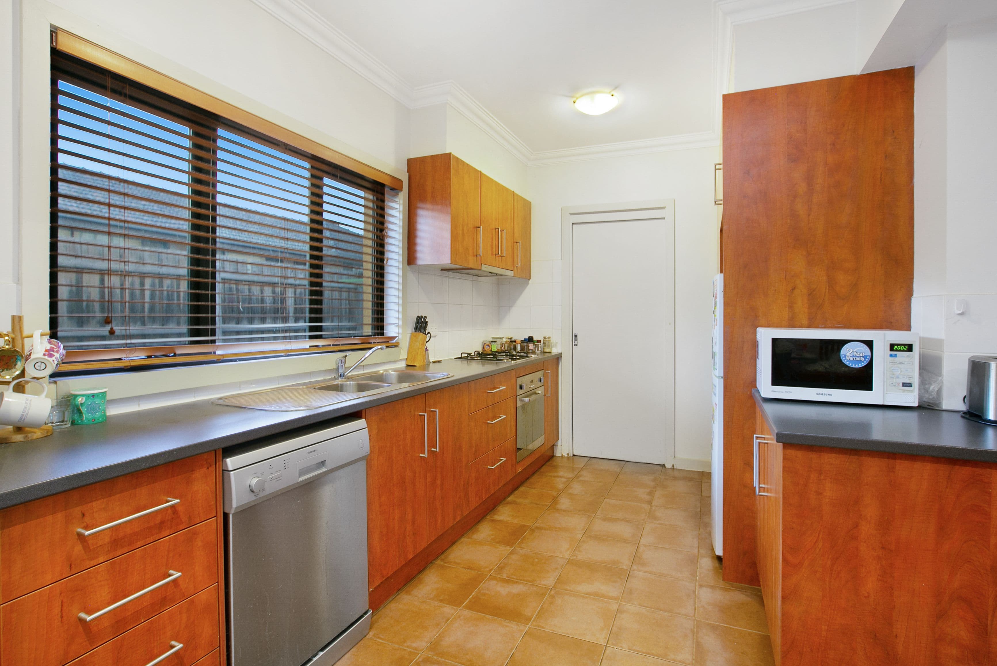173 Boldrewood Parade, Reservoir VIC 3073, Reservoir - Thumbnail 5